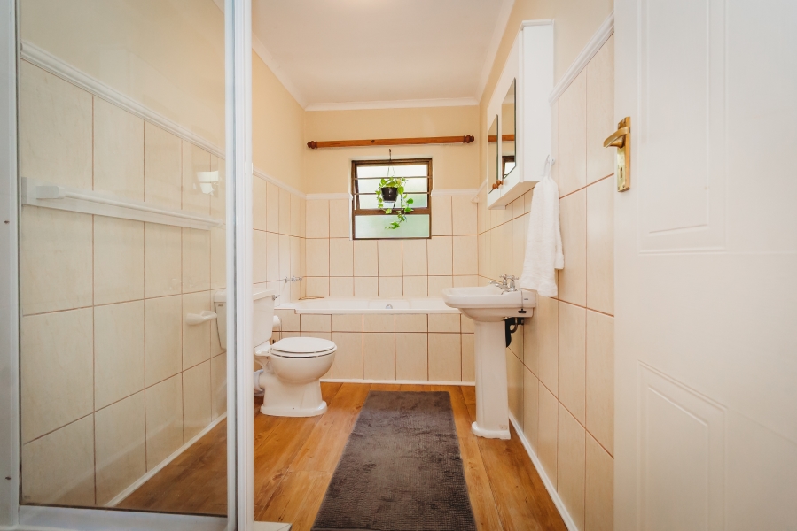 3 Bedroom Property for Sale in Heatherlands Western Cape